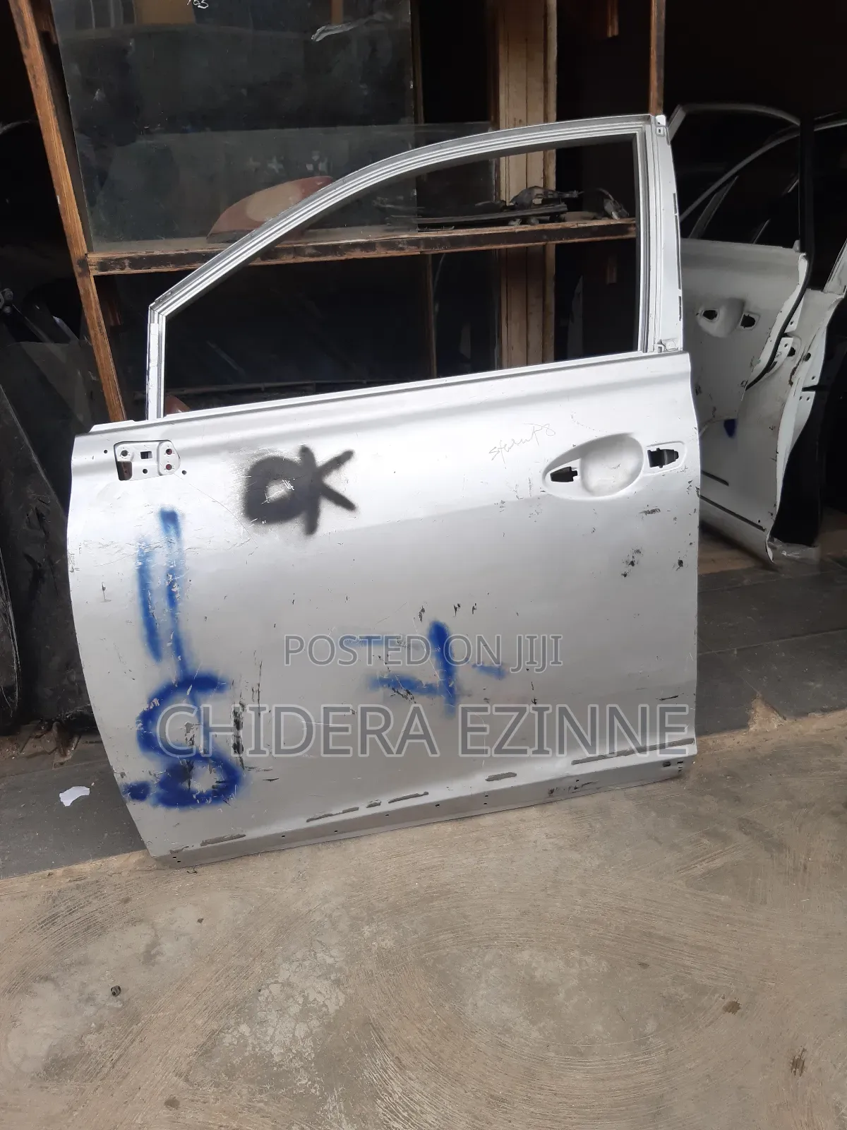 Leuxs Rx350 2013 Model Front Door Left Side
