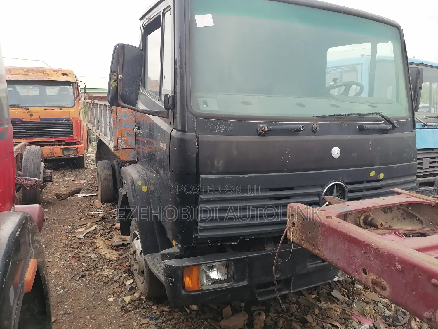 Tokunbo Mercedes 814. Tipper With Meiller Bucket