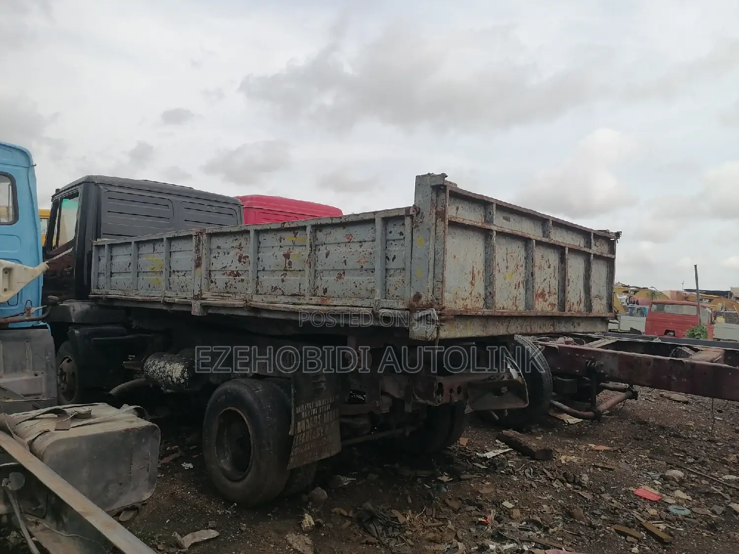 Tokunbo Mercedes 814. Tipper With Meiller Bucket