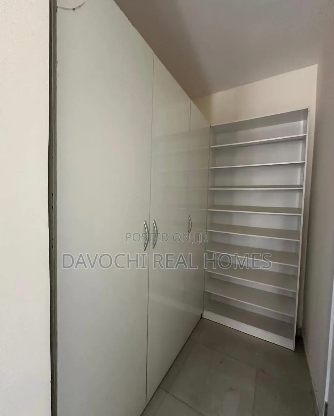3bdrm Apartment in Ikate, Lekki for rent