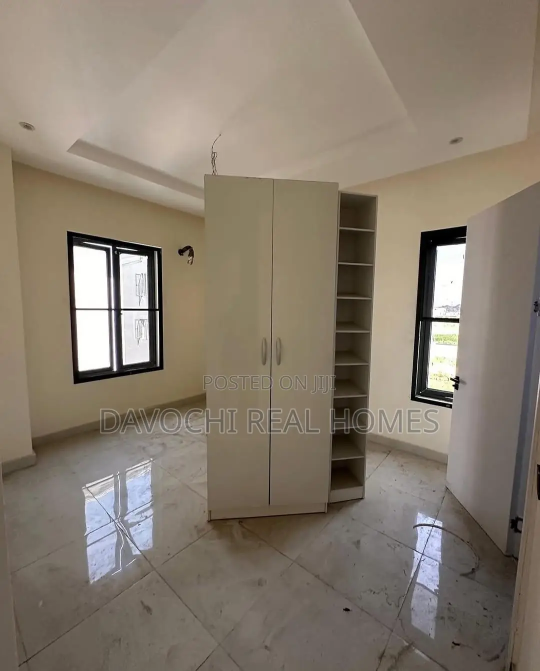 3bdrm Apartment in Ikate, Lekki for rent