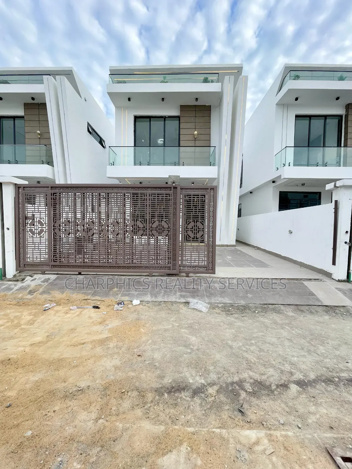 4bdrm Duplex in Lekki for sale