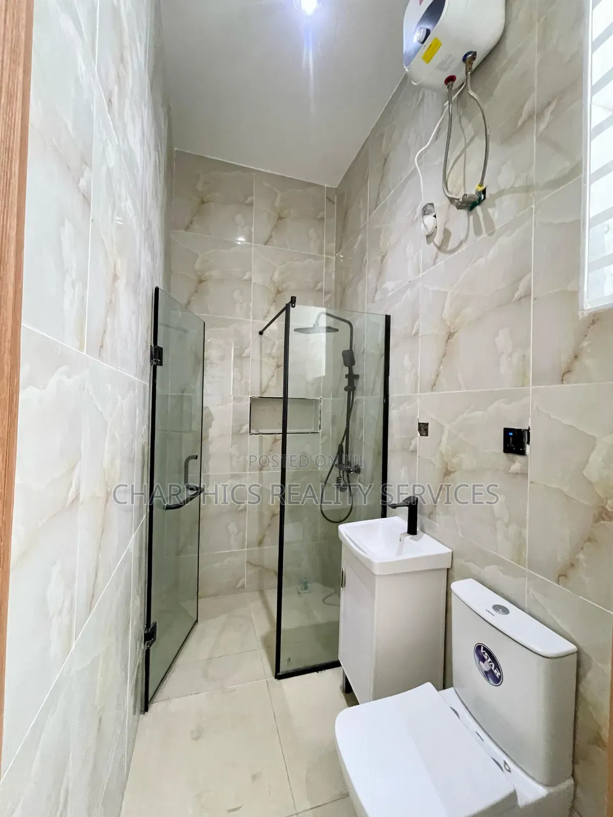 4bdrm Duplex in Lekki for sale