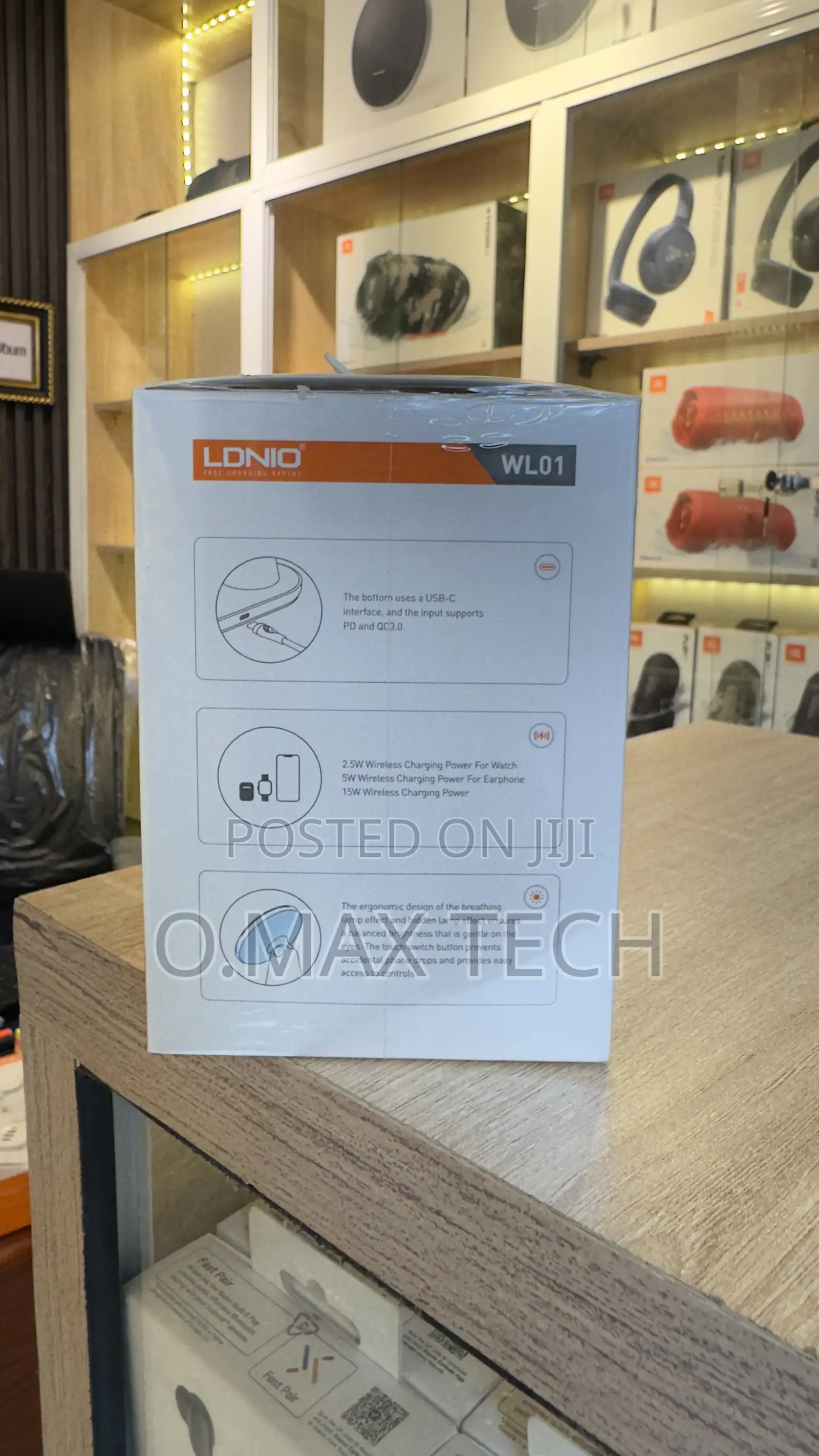 Ldnio Wl02 5-in-1 Desktop Wireless Charging Station