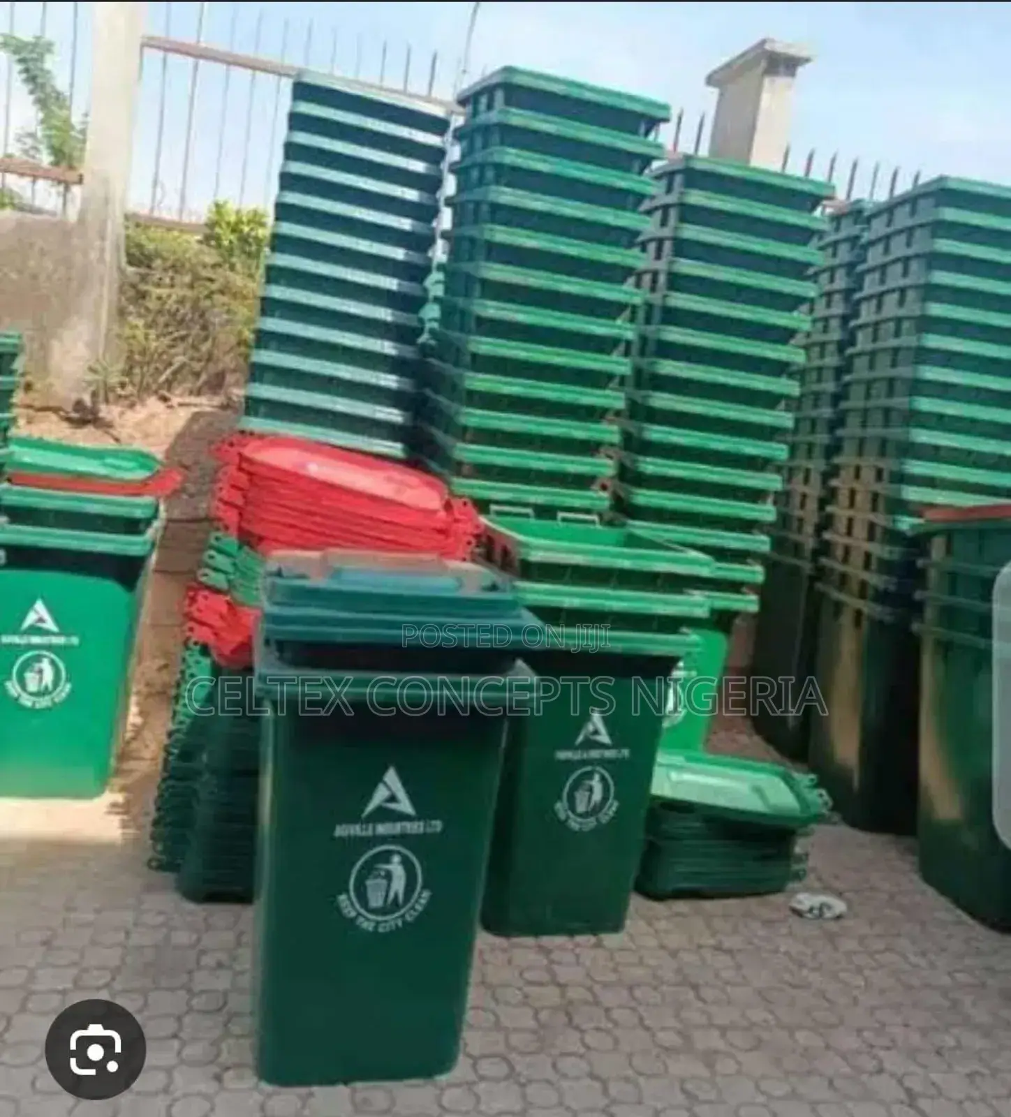 Dust Bin With Wheeler 240 Litres