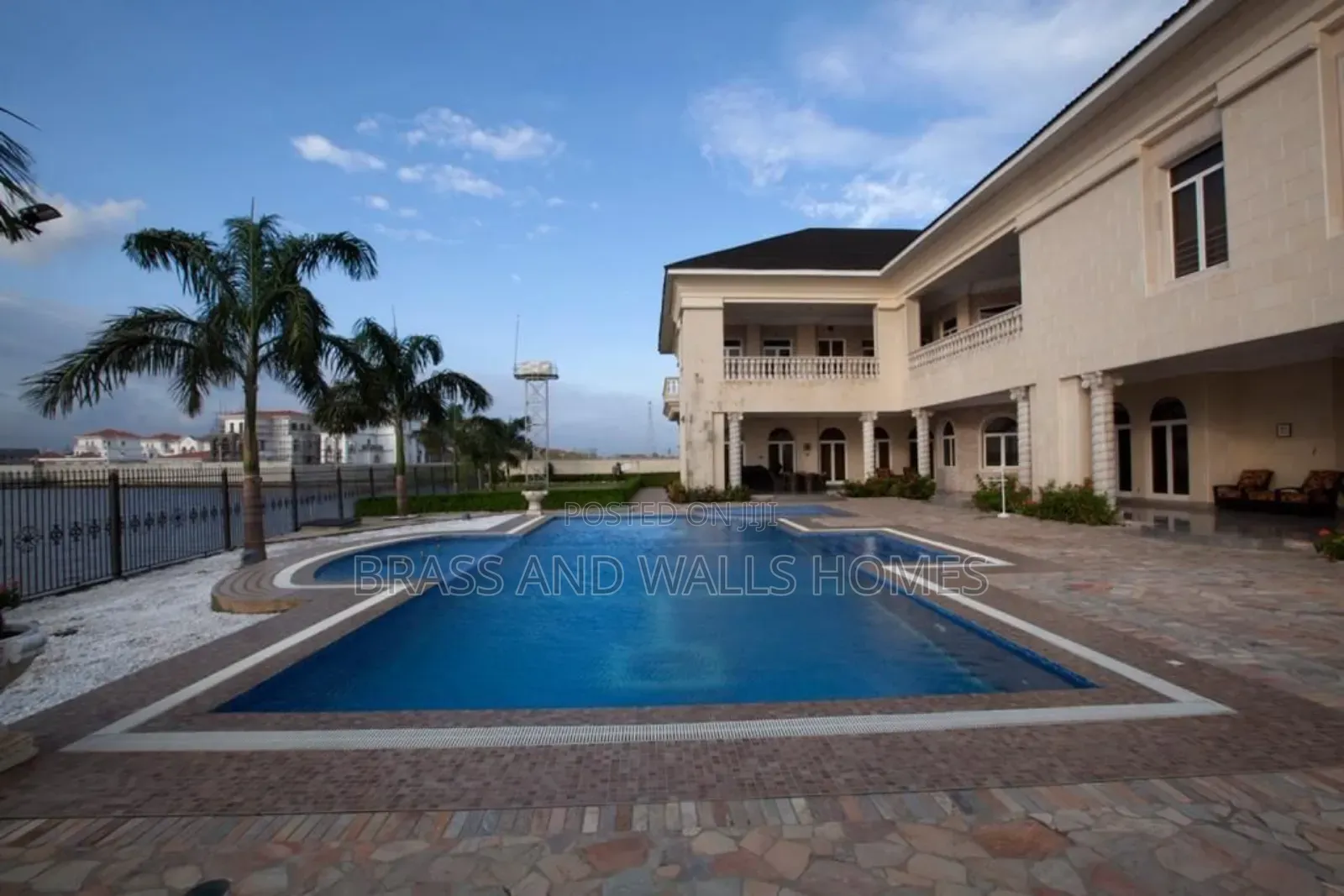 Furnished 7bdrm Mansion in Banana Island for sale