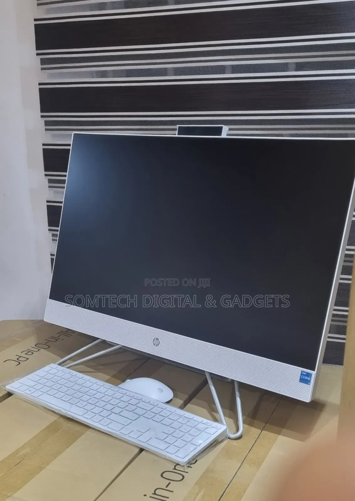 New Desktop Computer HP AiO 27 8GB Intel Core I3 SSD 512GB