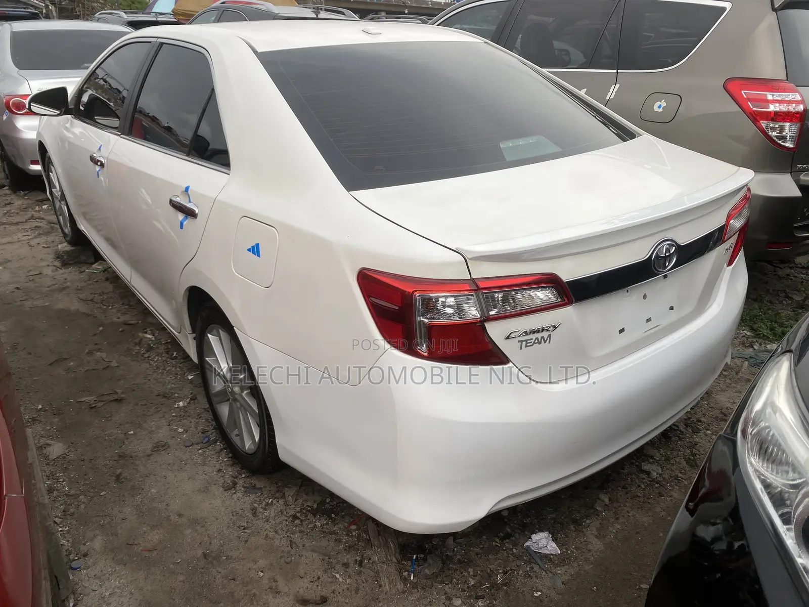 Toyota Camry XLE 4dr Sedan (2.5L 4cyl 6A) 2014 White