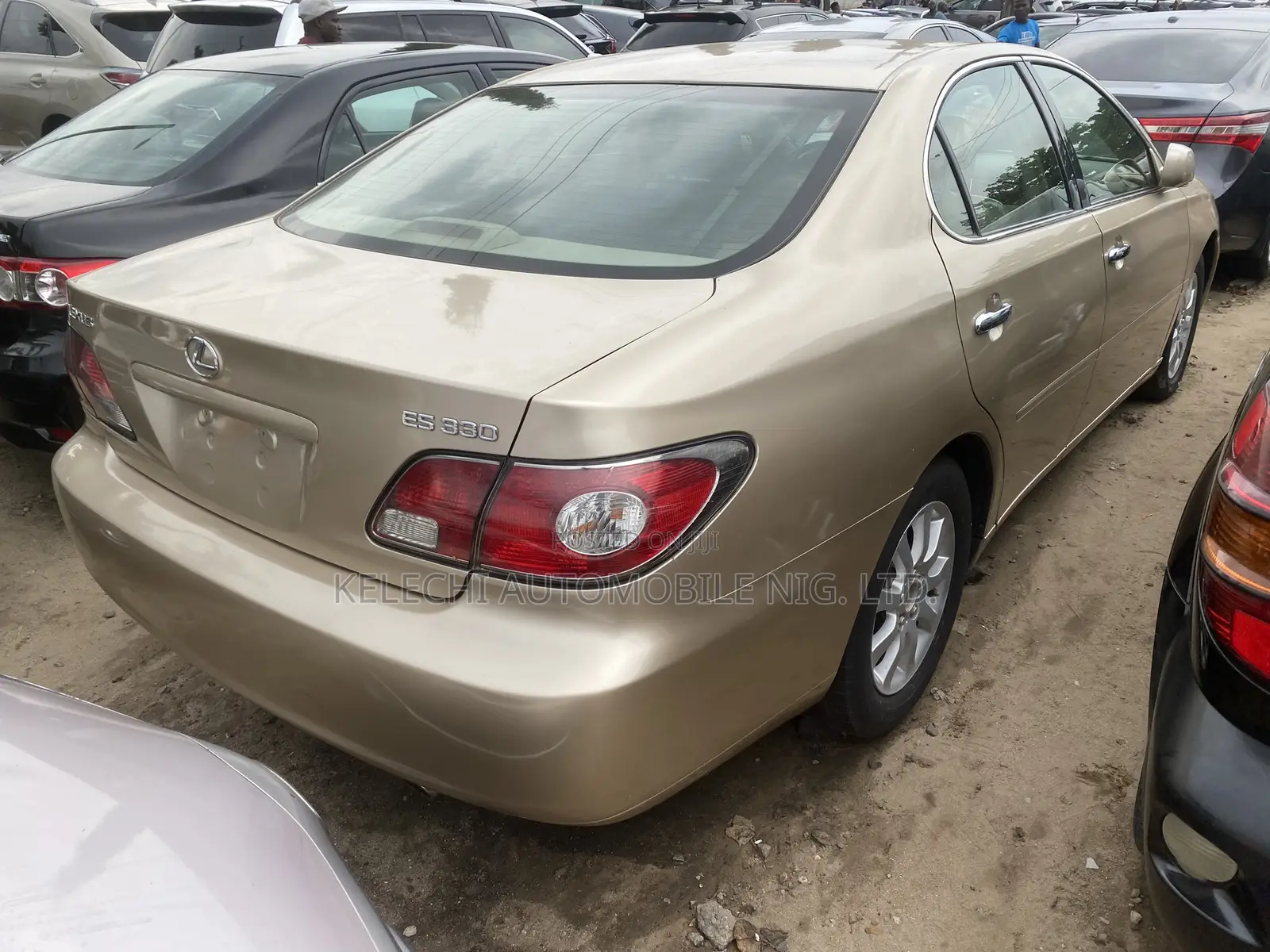 Lexus ES 330 Sedan 2004 Gold