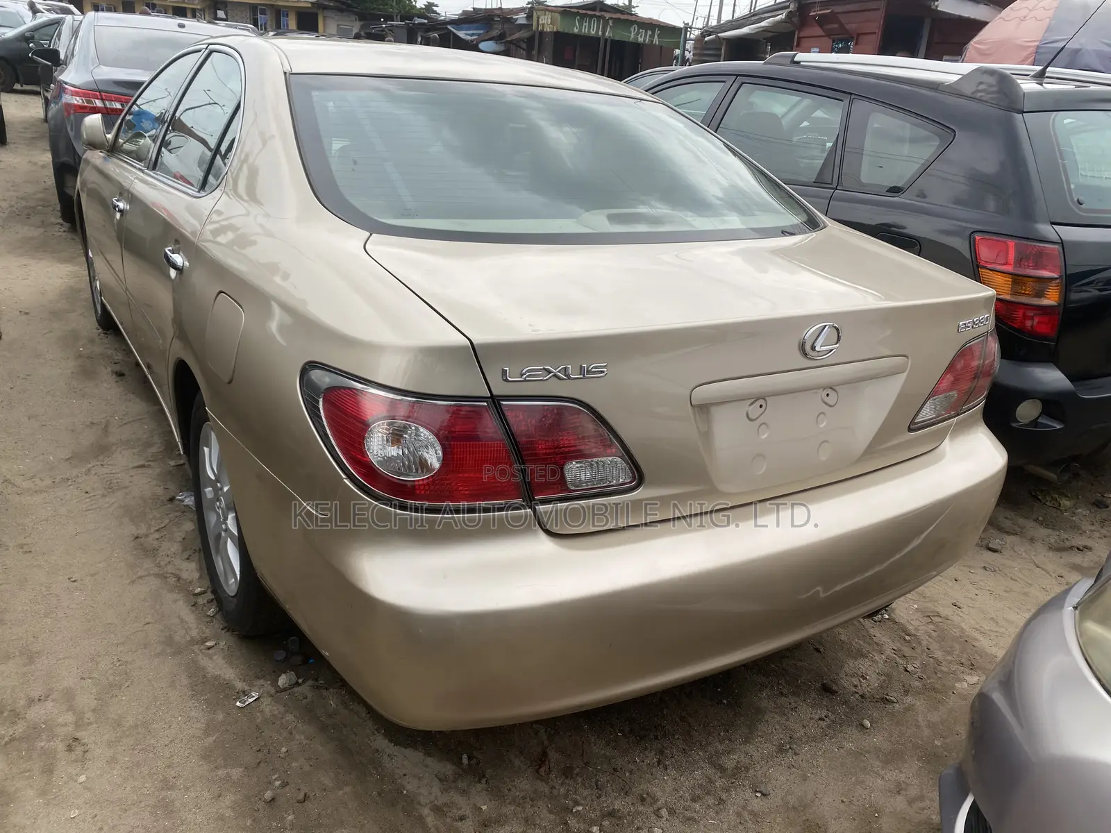 Lexus ES 330 Sedan 2004 Gold