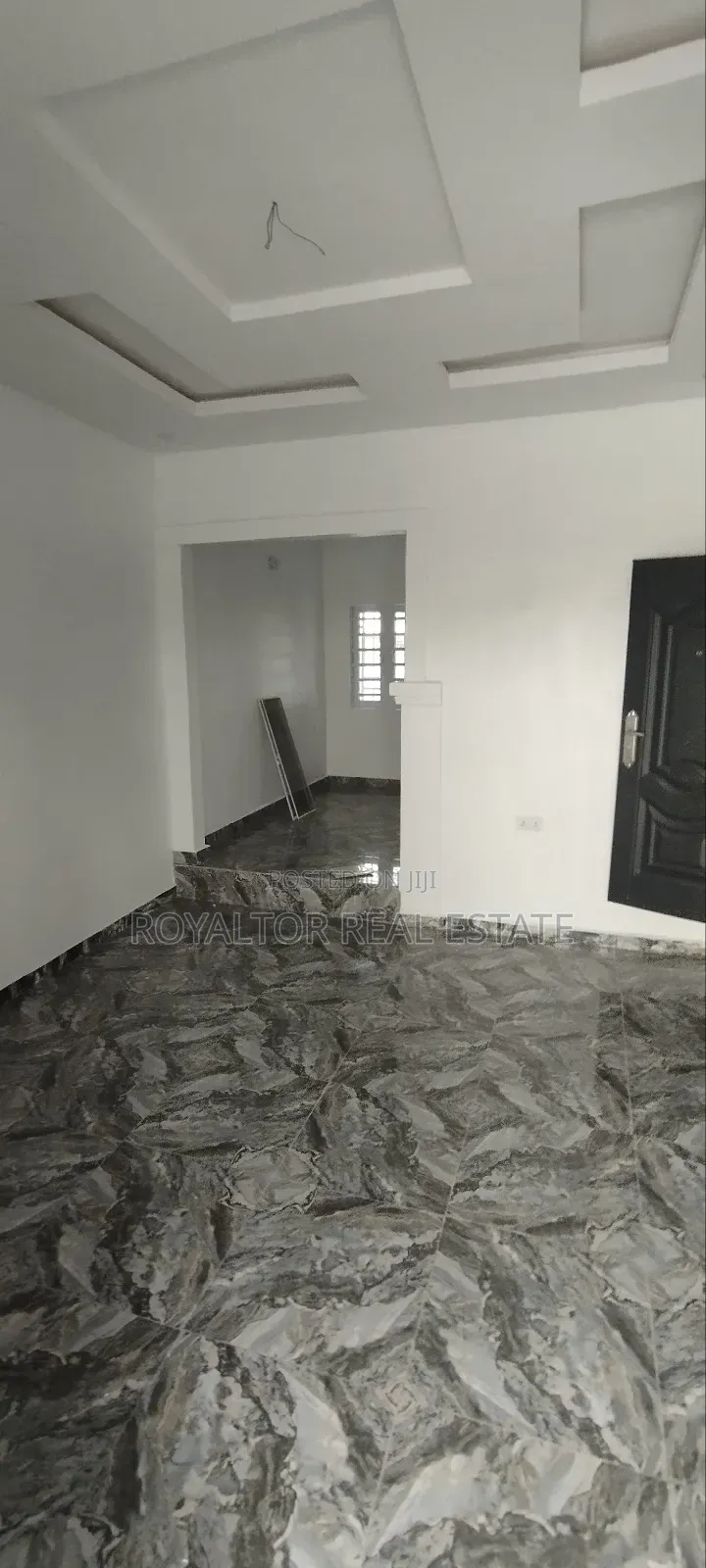 2bdrm Block of Flats in Royaltor Real Estate Benin City for sale