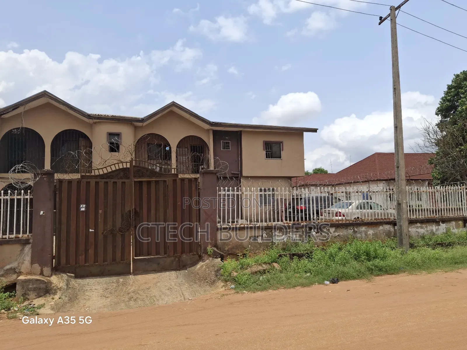 3bdrm Block of Flats in Benin City for sale