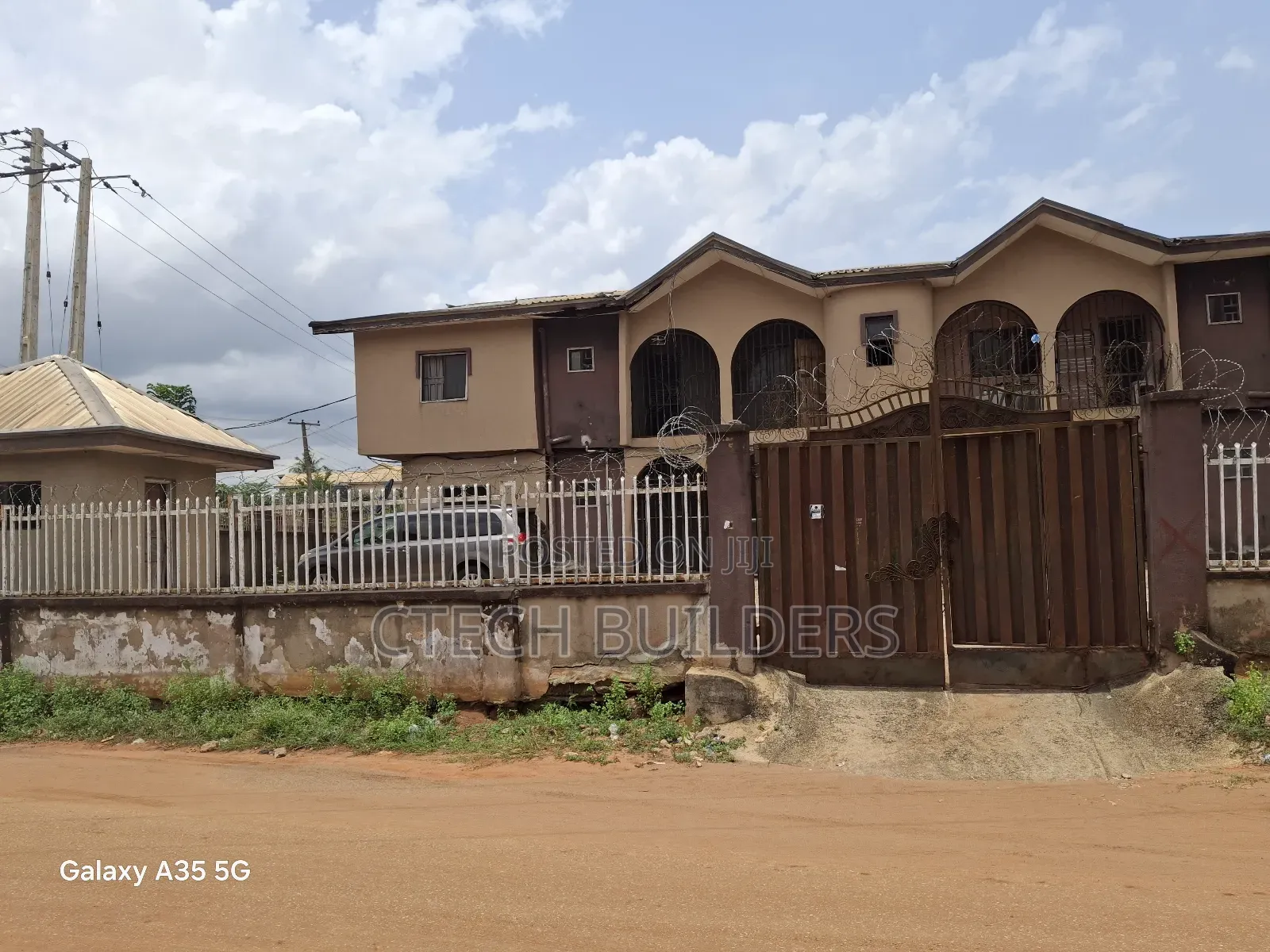 3bdrm Block of Flats in Benin City for sale