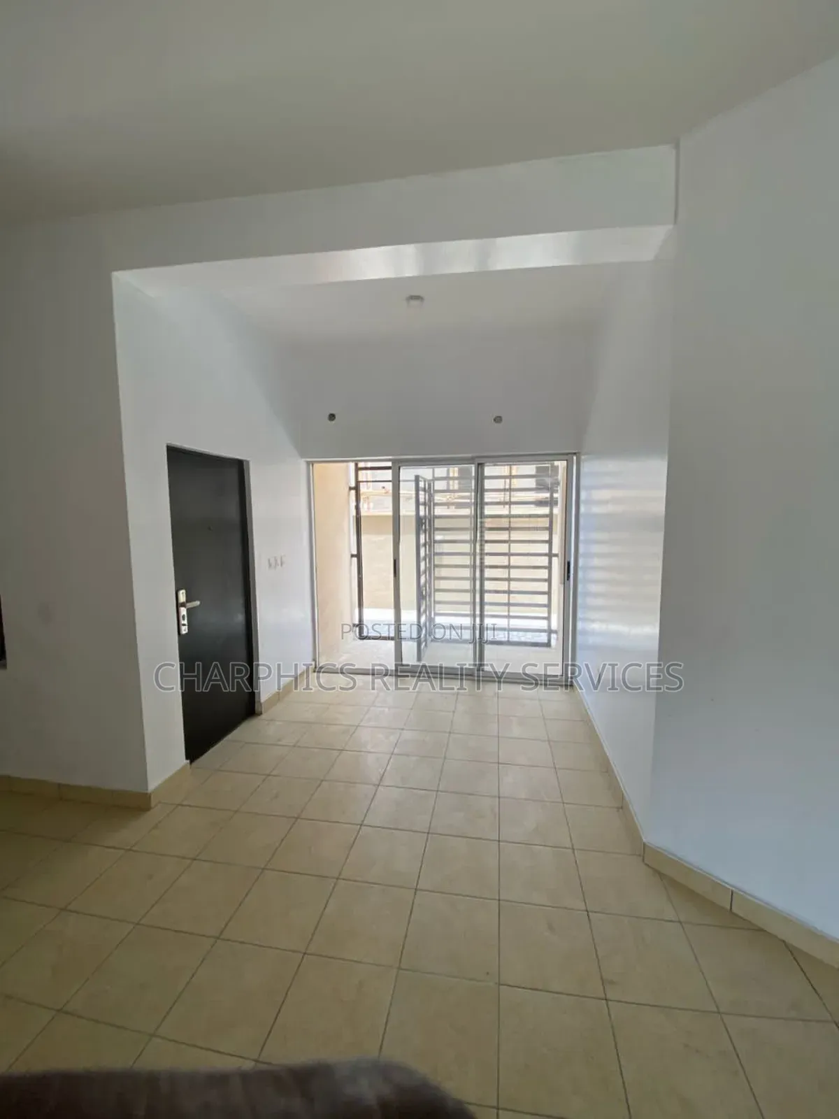 Furnished 3bdrm Apartment in Osapa london for rent