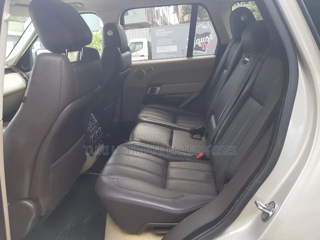 Land Rover Range Rover Sport HSE 4x4 (3.0L 6cyl 8A) 2014 Gold