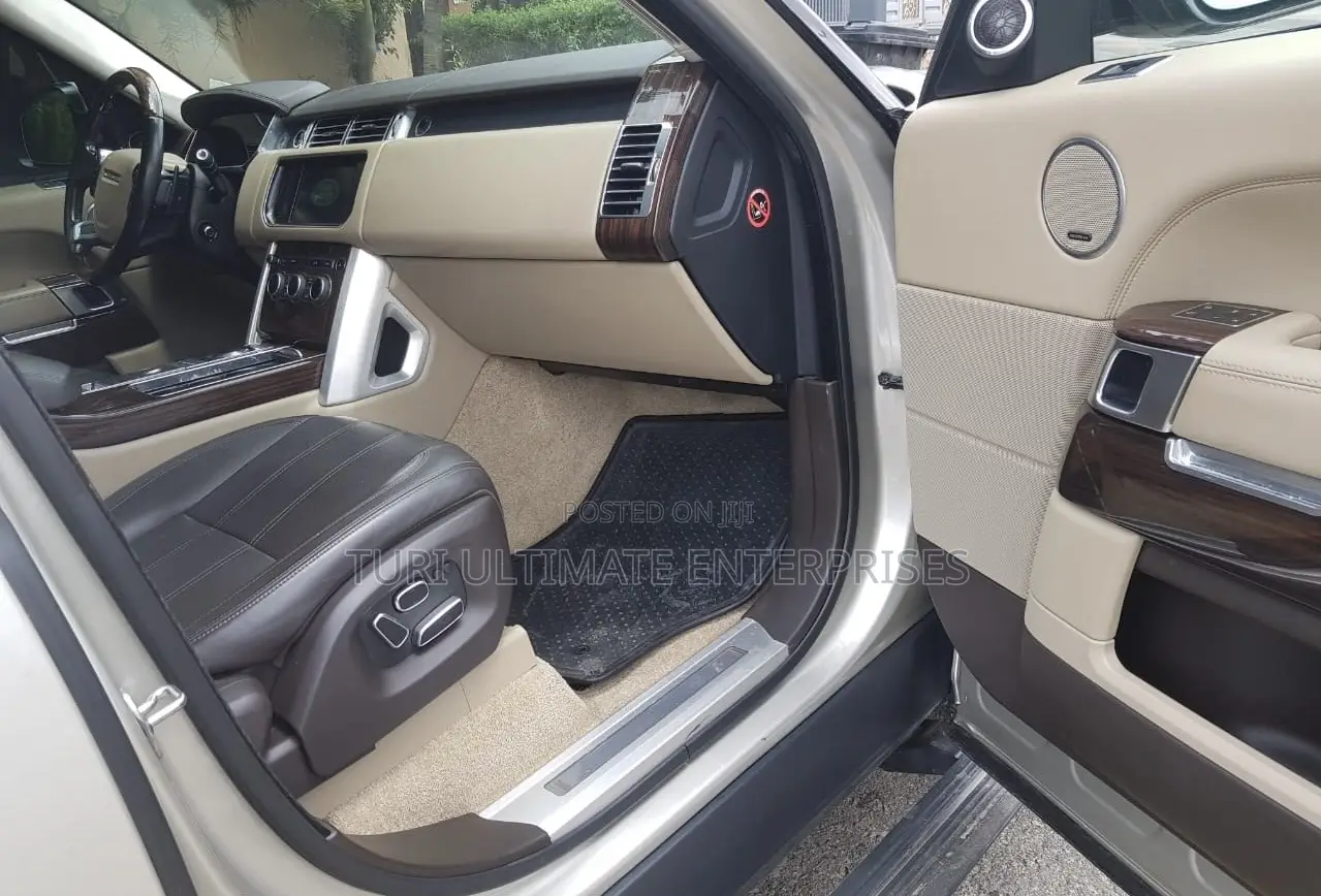 Land Rover Range Rover Sport HSE 4x4 (3.0L 6cyl 8A) 2014 Gold