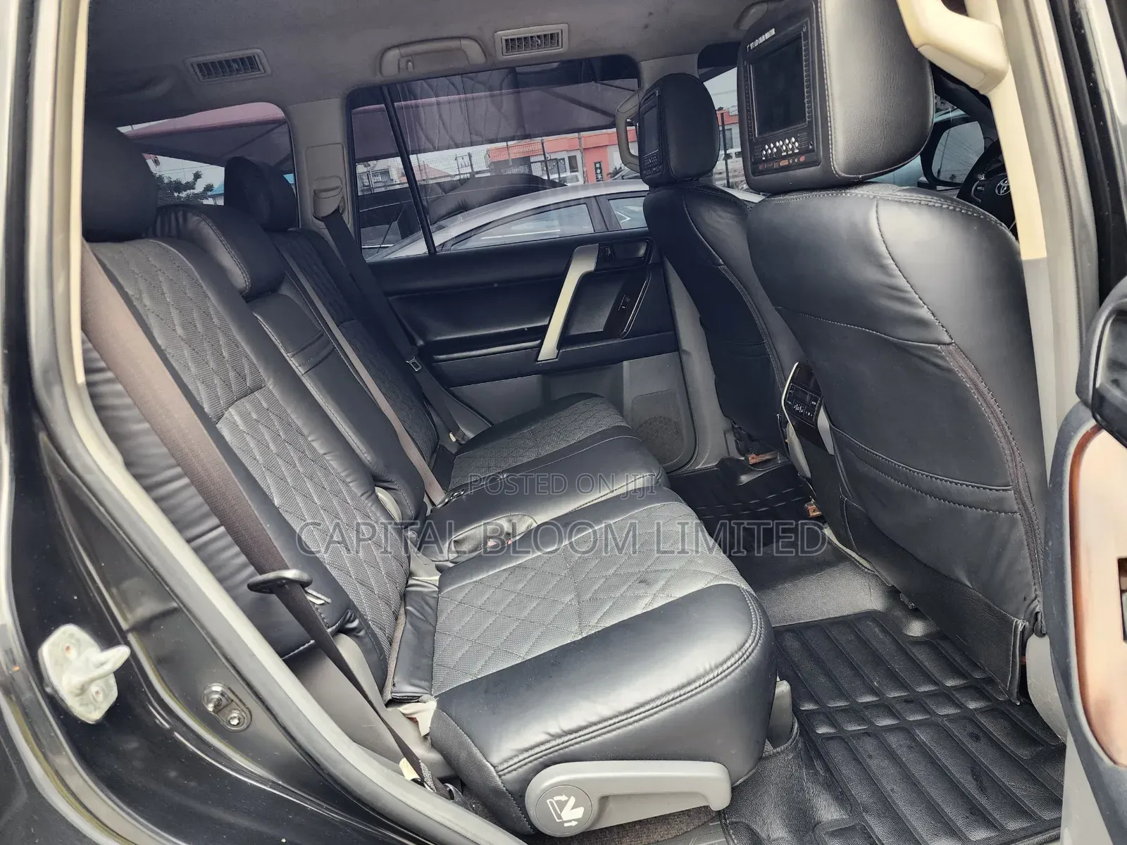 Toyota Land Cruiser Prado 2.7 i 2012 Black