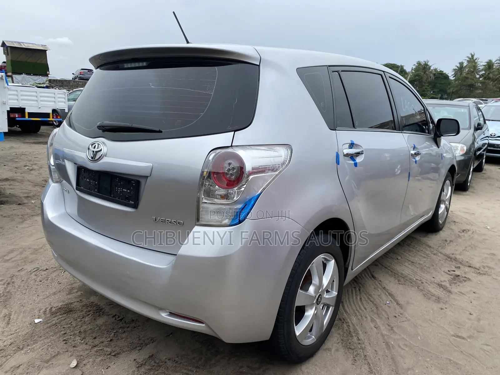 Toyota Verso 1.6 2010 Silver