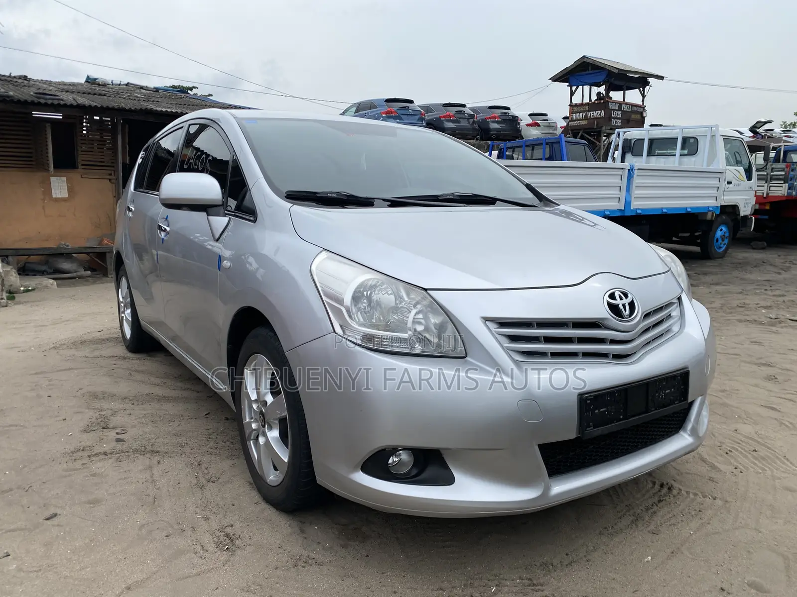 Toyota Verso 1.6 2010 Silver