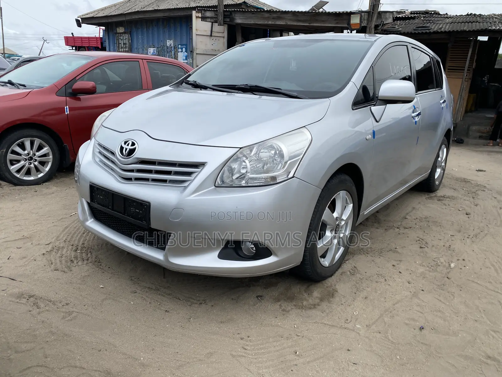 Toyota Verso 1.6 2010 Silver