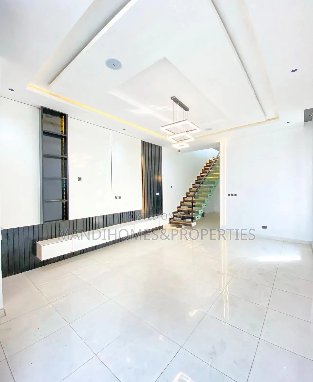 4bdrm Duplex in Lekki for sale