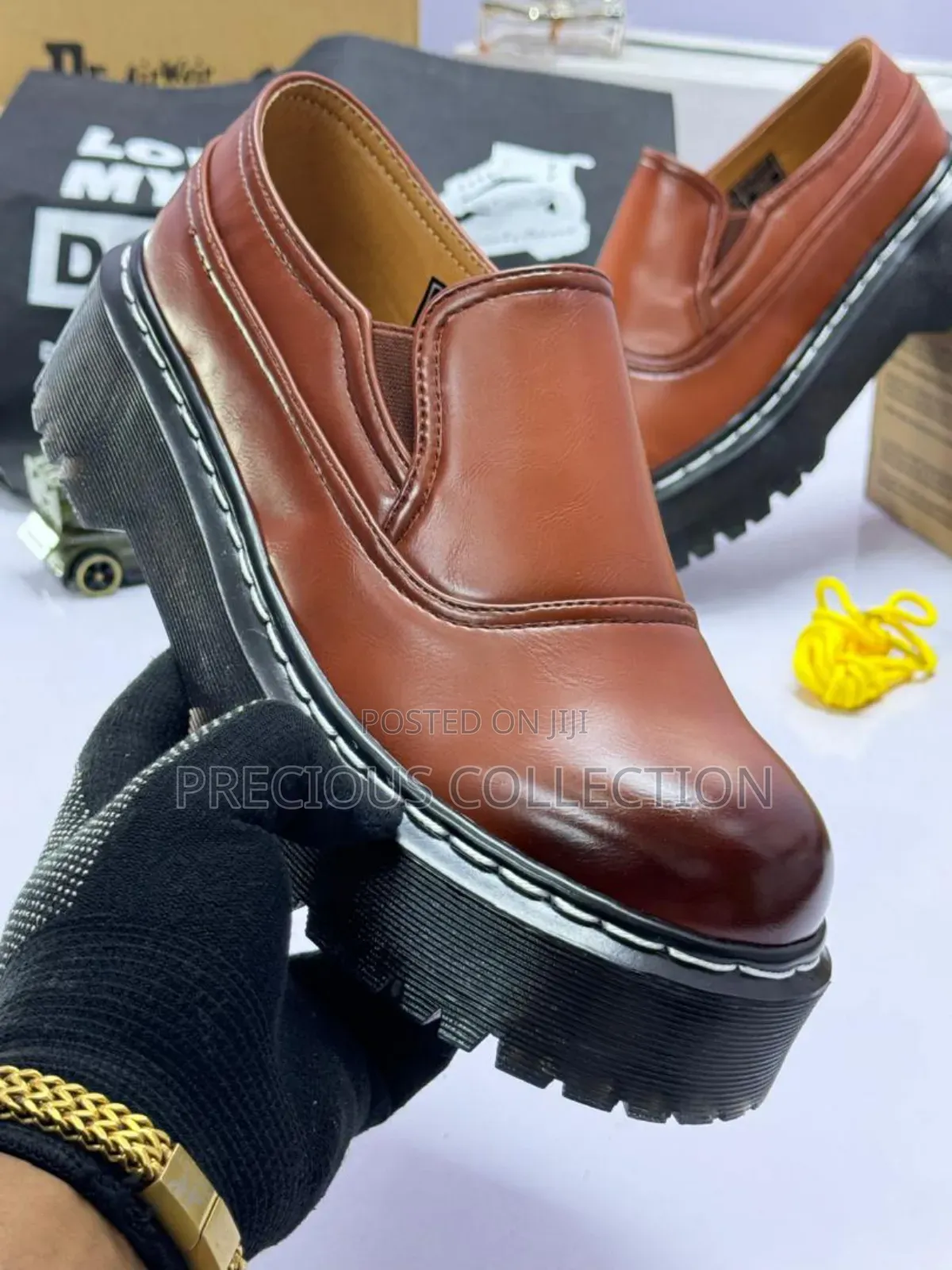 Dr Martens Pull on Leather Shoe