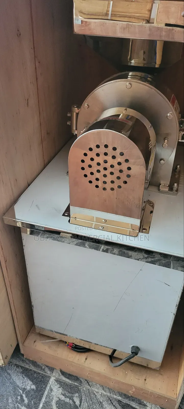 Industrial Heavy Duty Stainless Grinder Machine Is Available for Sale