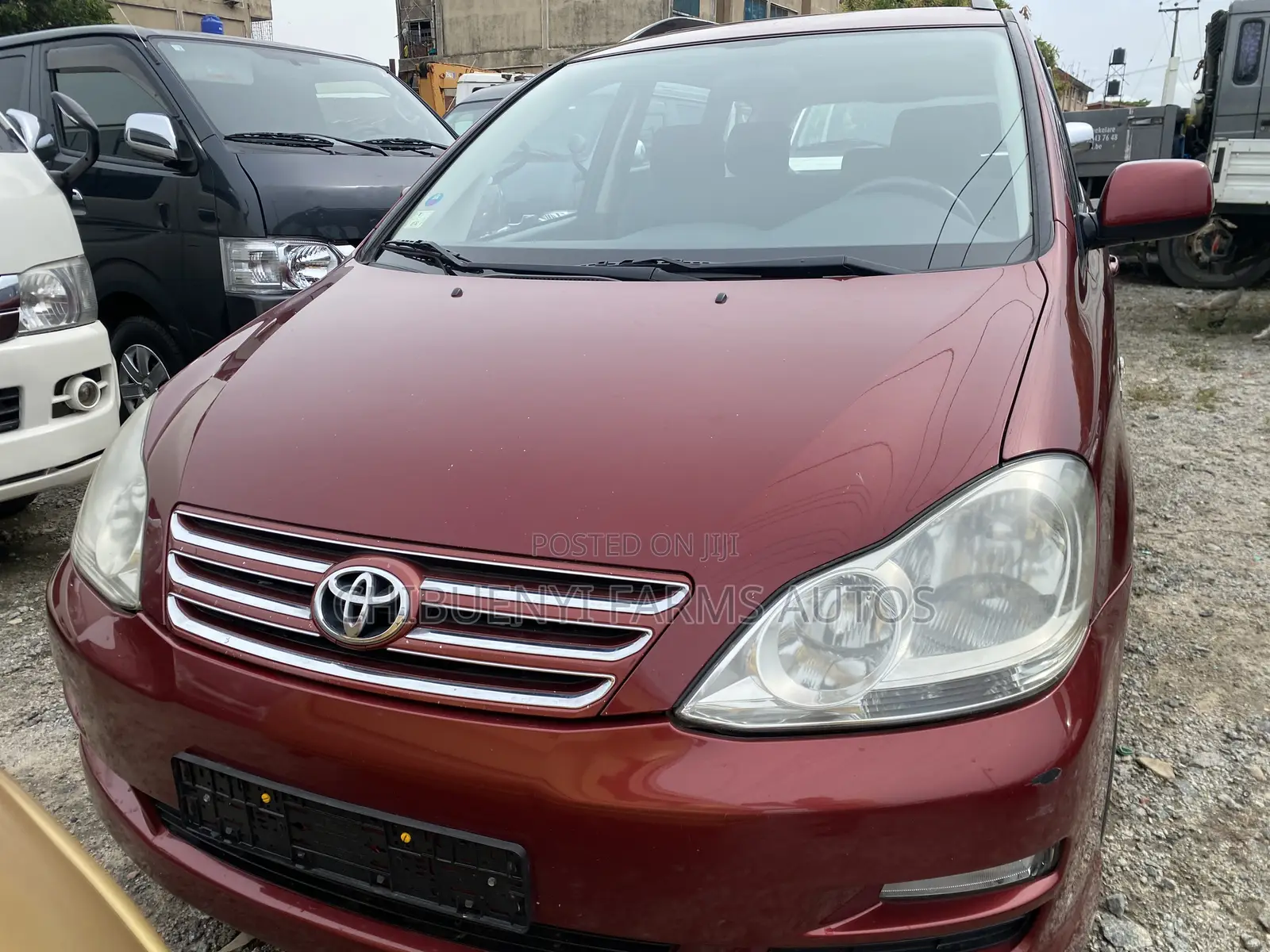 Toyota Avensis Verso 2.0 Petrol 2007 Red