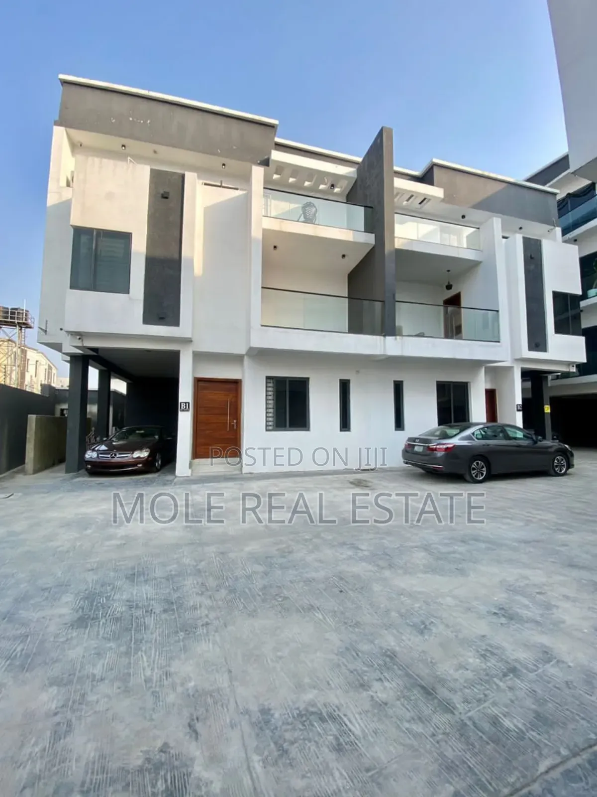 Furnished 9bdrm Duplex in Badore, Ajah for sale