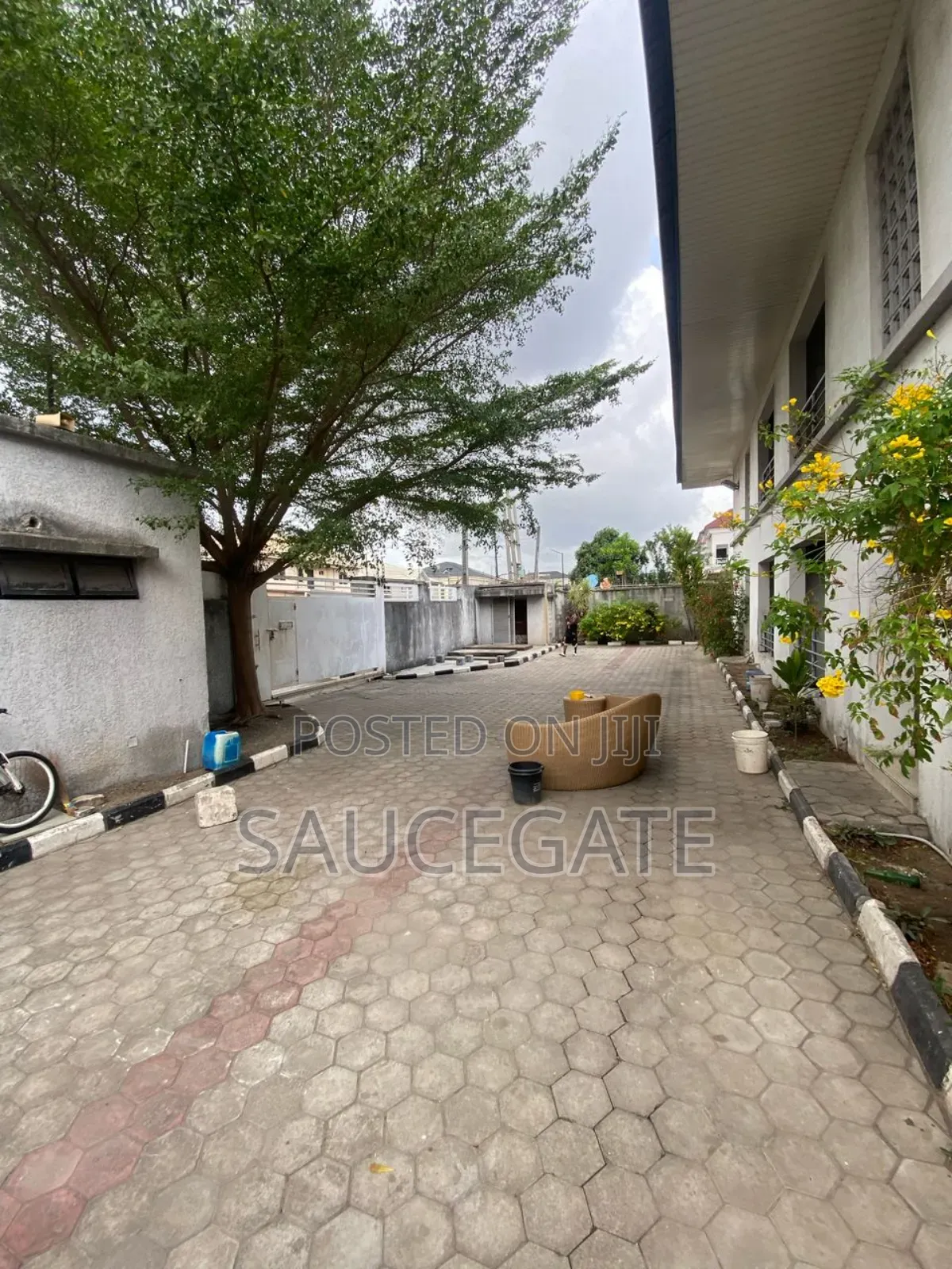 4bdrm Duplex in Lekki Phase 1 for rent