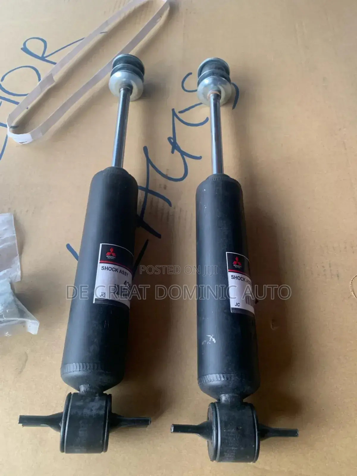Front Shock Absorber For Mitsubishi L200 2x4