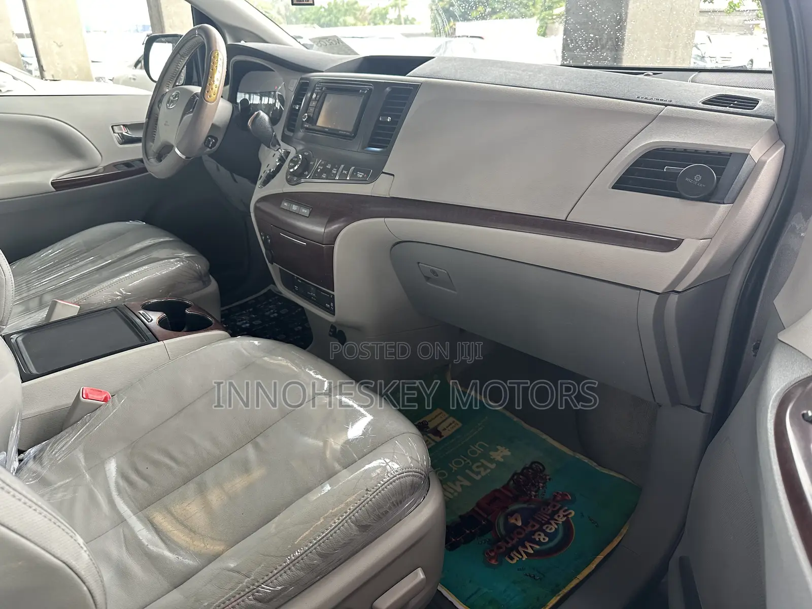 Toyota Sienna Limited 7 Passenger 2012 Gray
