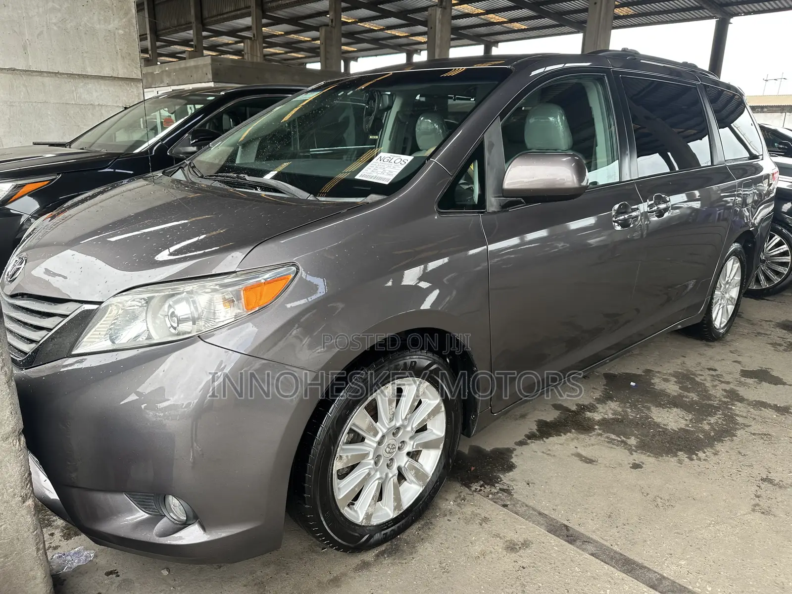 Toyota Sienna Limited 7 Passenger 2012 Gray