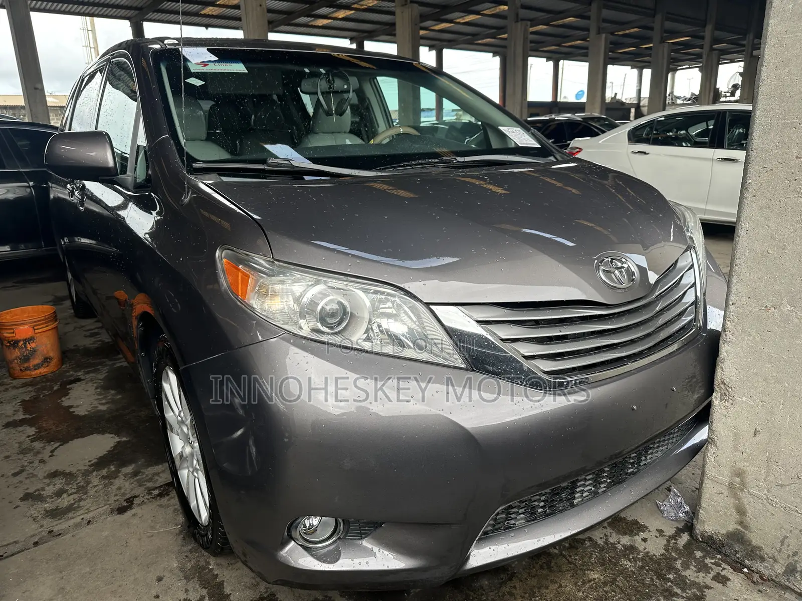 Toyota Sienna Limited 7 Passenger 2012 Gray
