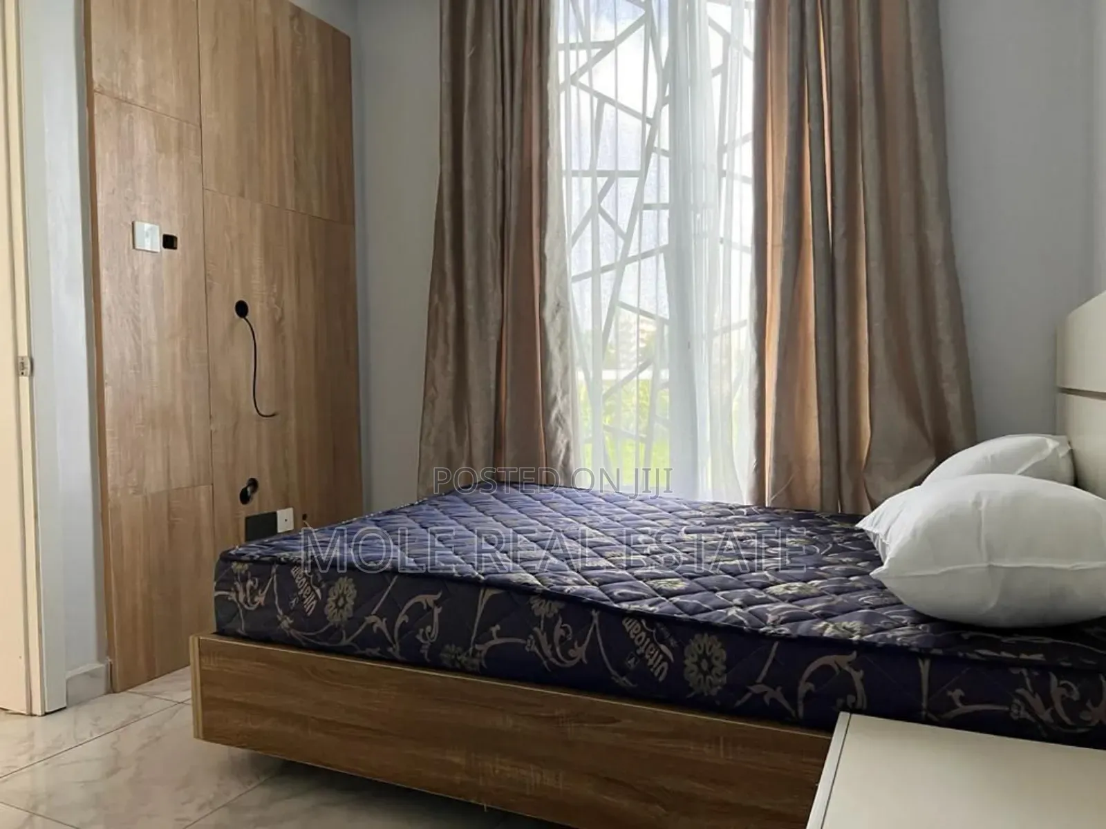 Furnished 5bdrm Duplex in Osapa for sale