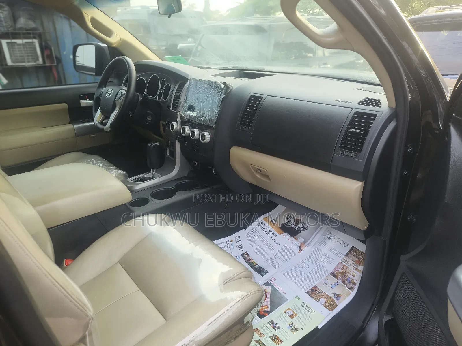 Toyota Sequoia Limited 4dr SUV 4WD (5.7L 8cyl 6A) 2015 Black