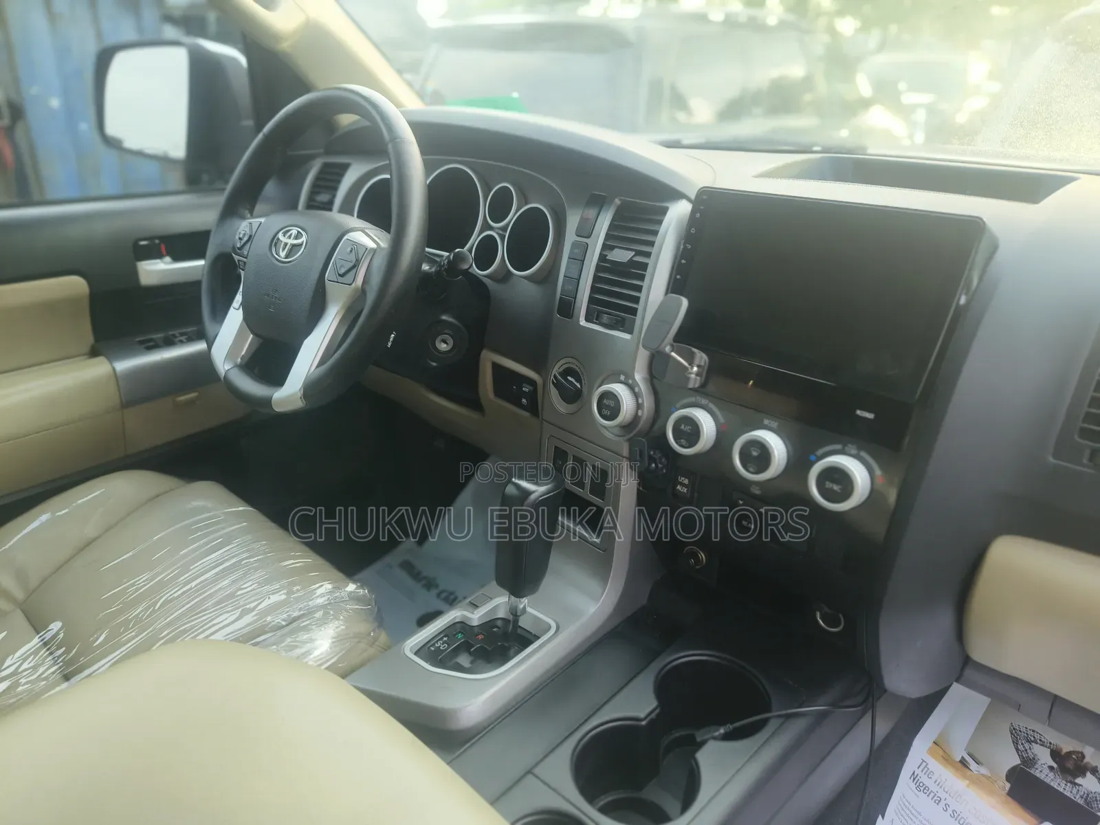 Toyota Sequoia Limited 4dr SUV 4WD (5.7L 8cyl 6A) 2015 Black