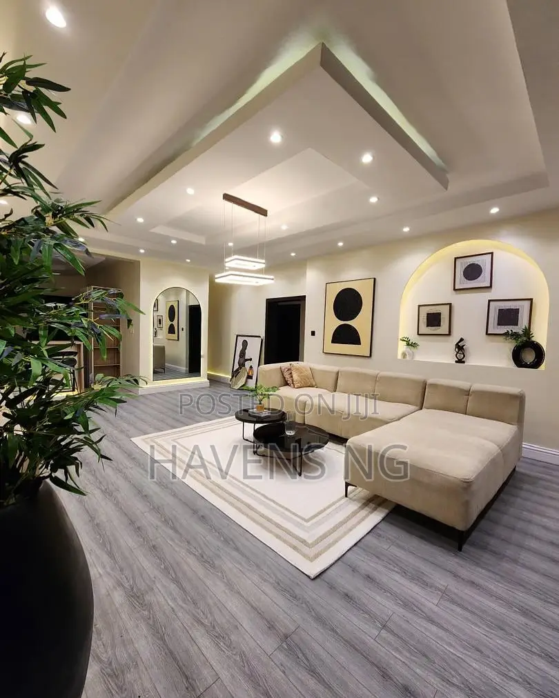 Beautiful 3 Bedroom Apartment Available for Shortlet.