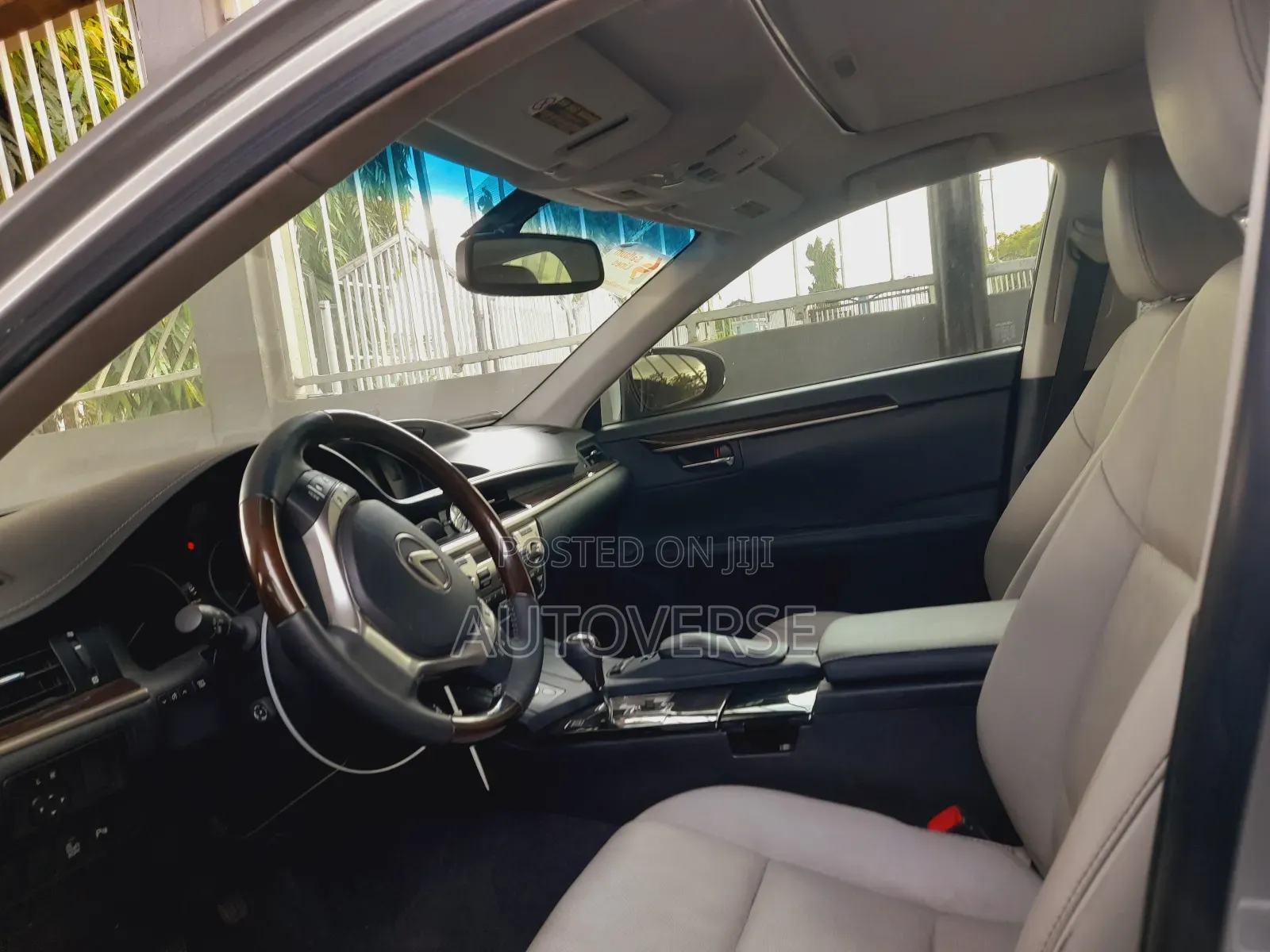 Lexus ES 350 FWD 2015 Silver
