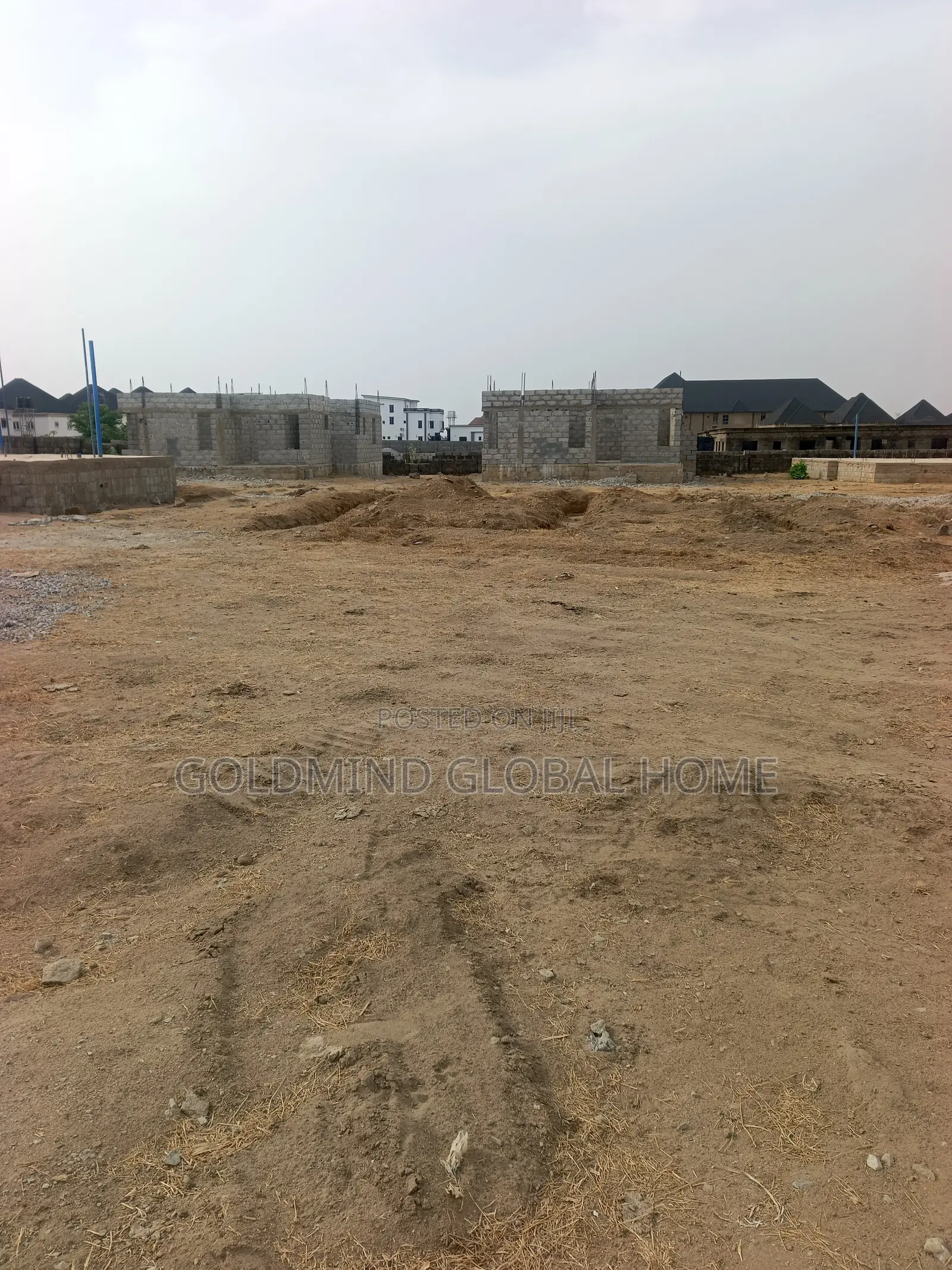 6bdrm Duplex in Goldmind Estate, Katampe Extension for sale
