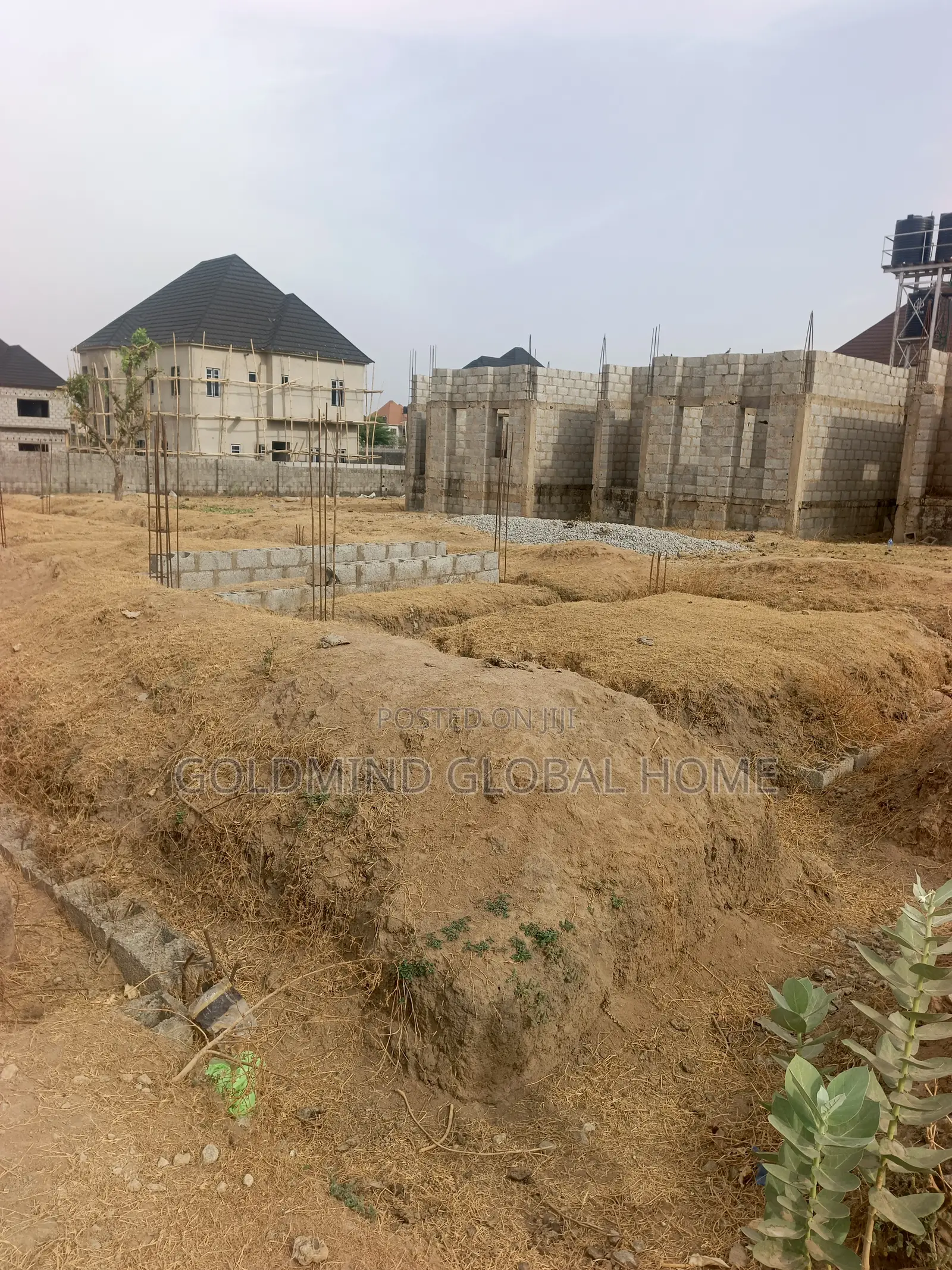 6bdrm Duplex in Goldmind Estate, Katampe Extension for sale