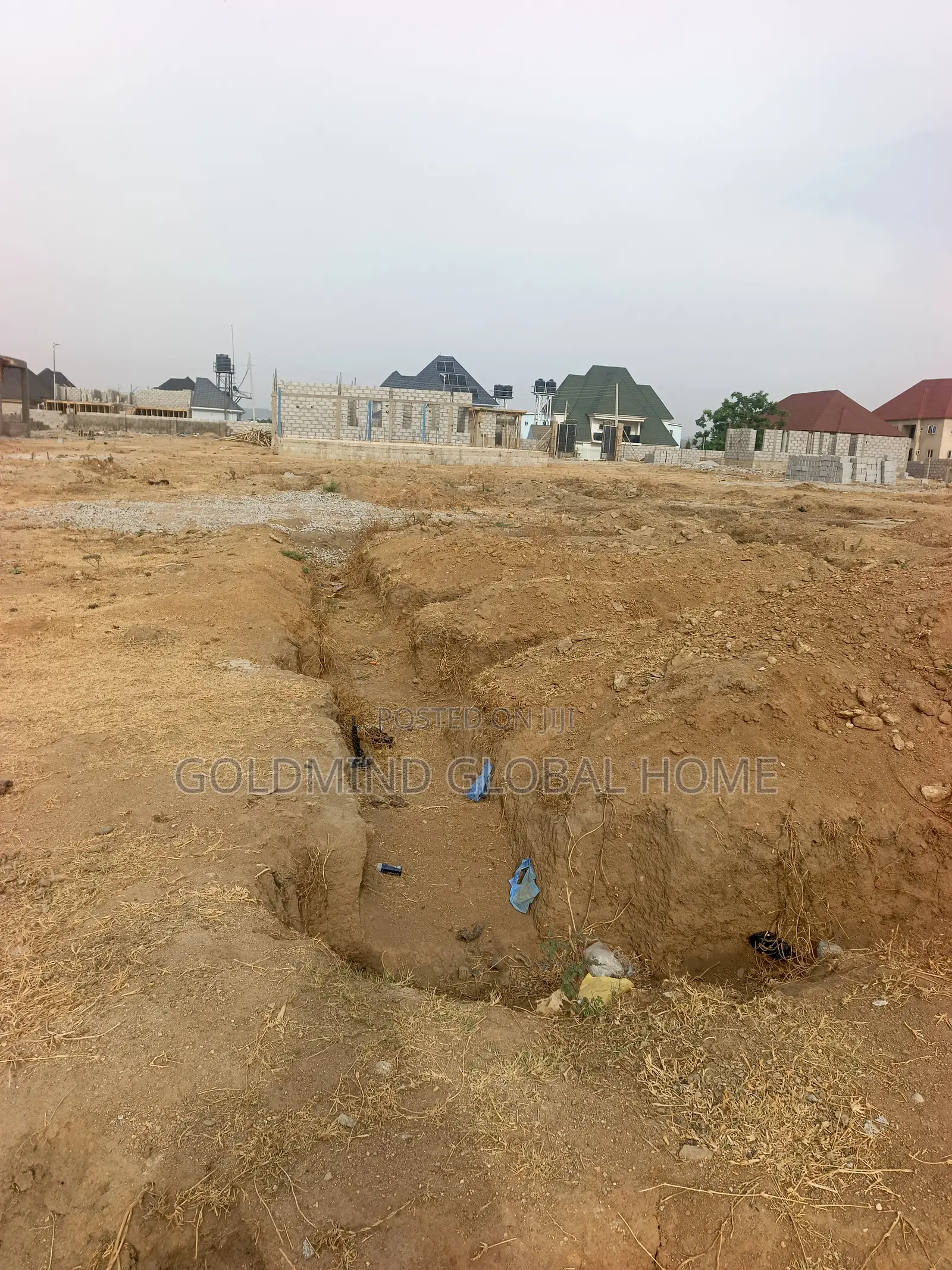 6bdrm Duplex in Goldmind Estate, Katampe Extension for sale