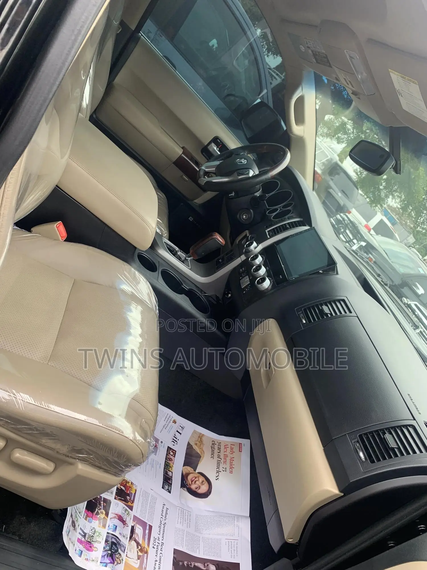 Toyota Sequoia Platinum 4x4 2018 Black