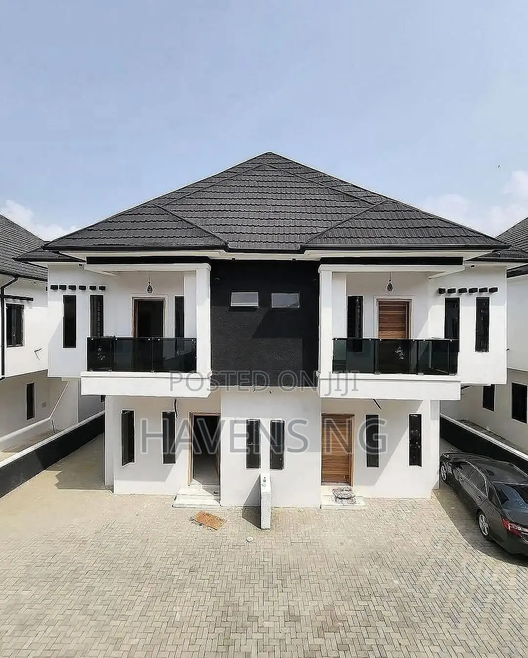 4bdrm Duplex in Ikota for sale