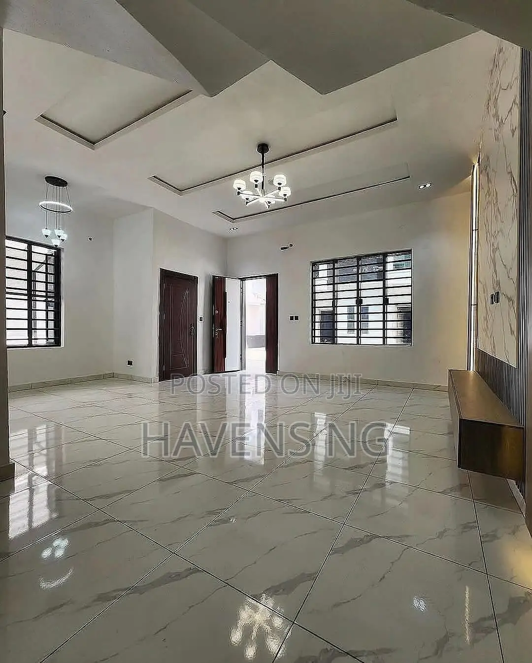 4bdrm Duplex in Ikota for sale