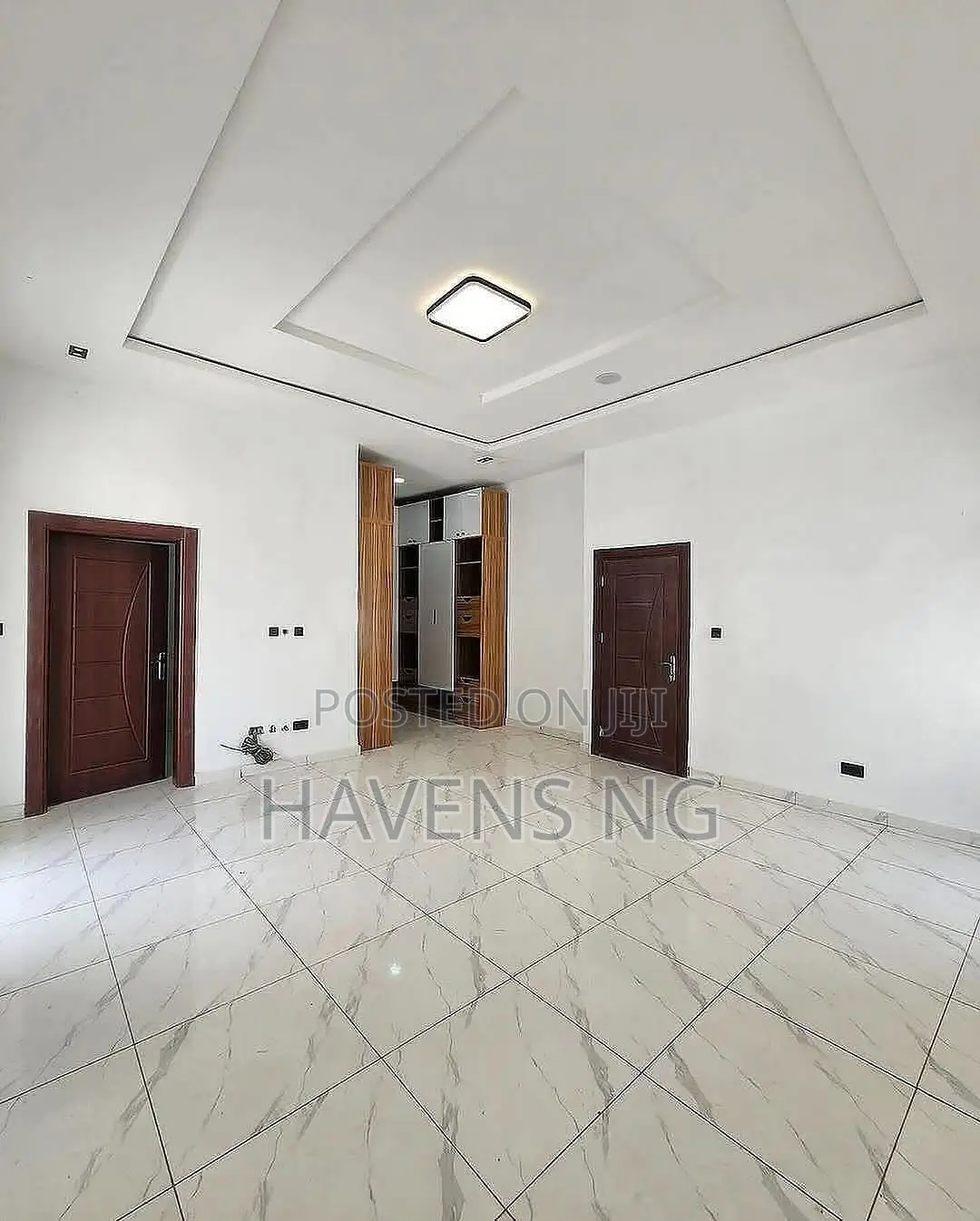 4bdrm Duplex in Ikota for sale