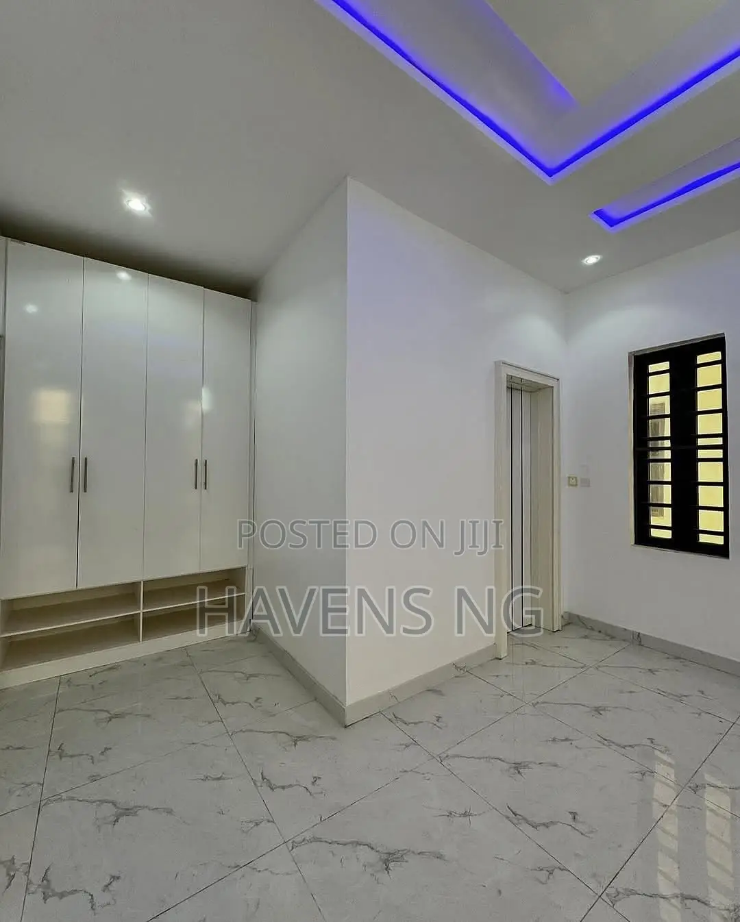 5bdrm Duplex in Lekki Phase 2 for sale