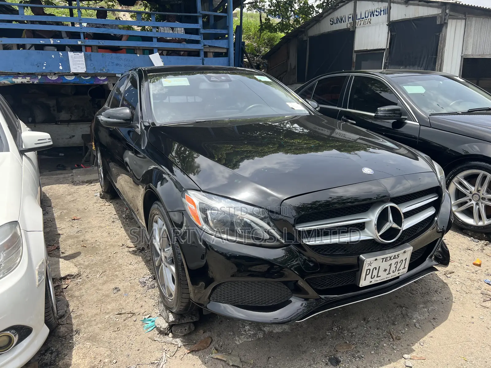 Mercedes-Benz C300 2017 Black