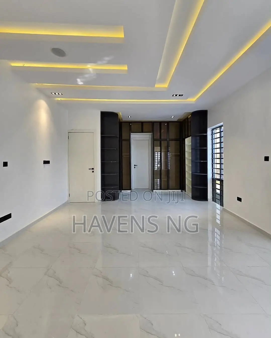 5bdrm Duplex in Lekki Phase 1 for sale