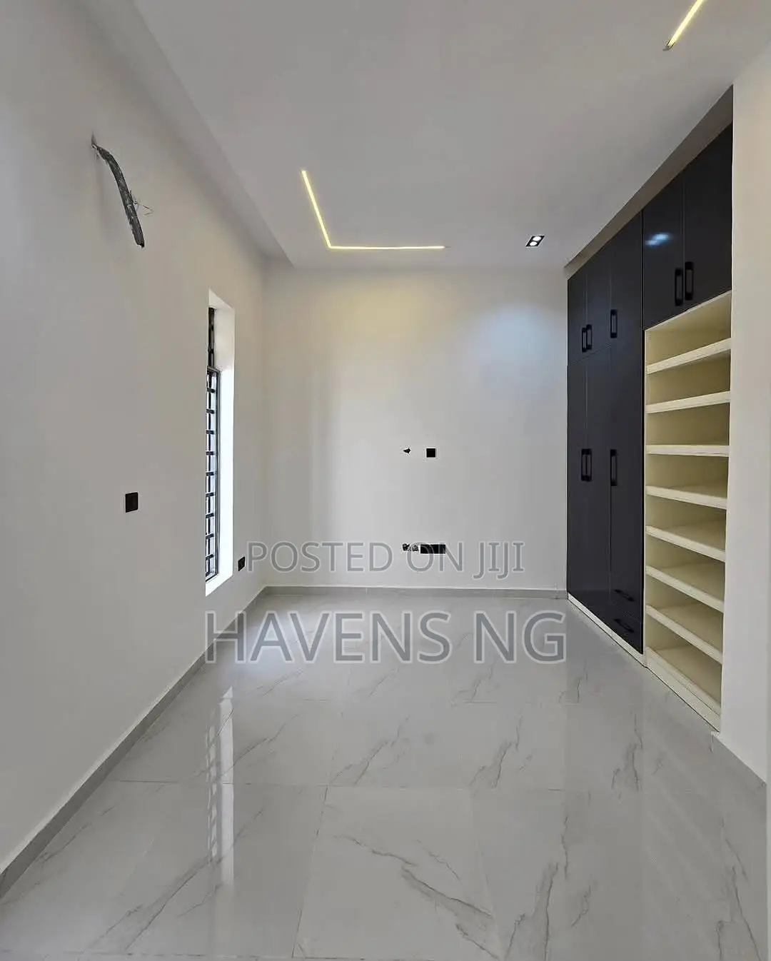5bdrm Duplex in Lekki Phase 1 for sale